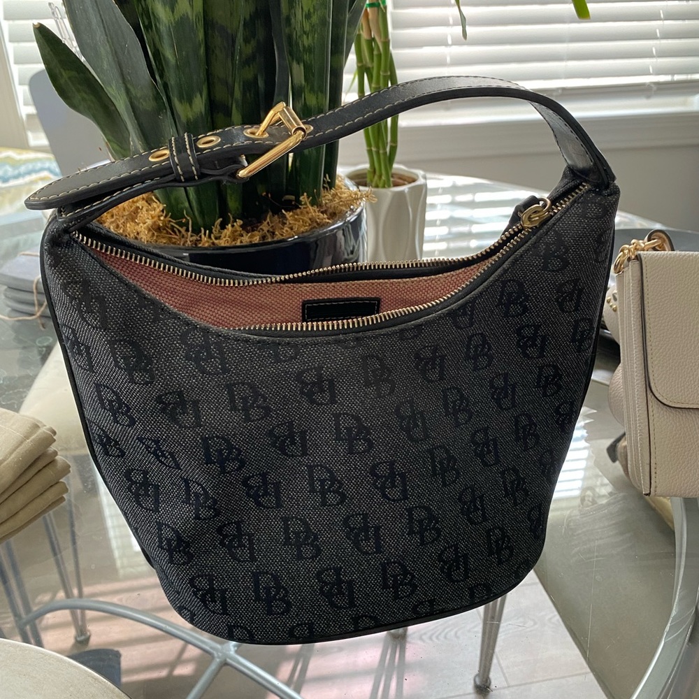 Dooney and Burke - classic black